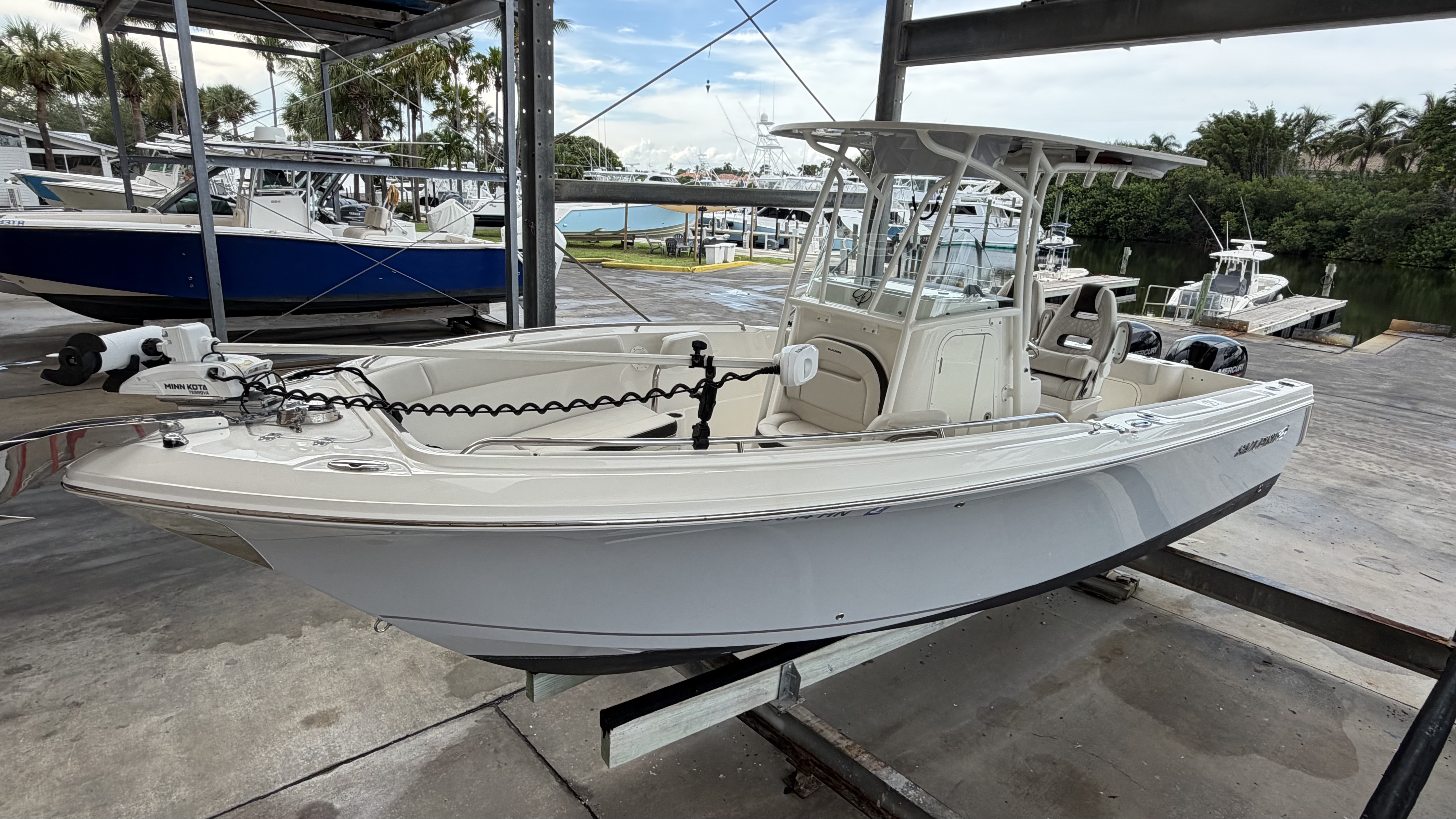 2022 Sailfish 242 CC in jupiter FL