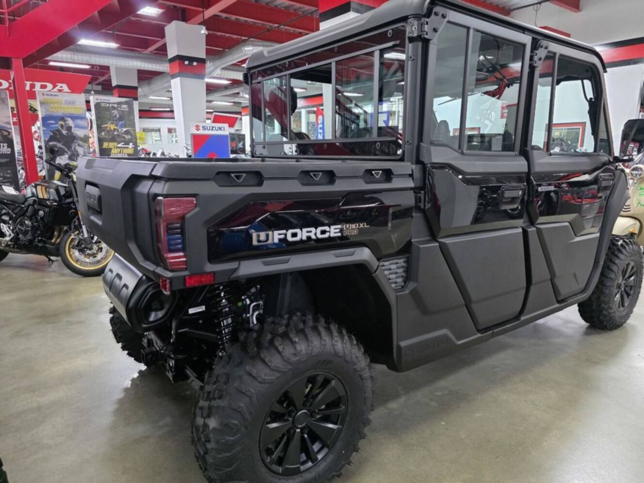 A photo of this 2026 CFMOTO UFORCE U10 XL Pro Highland