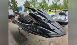 2015 Yamaha FX® Cruiser HO Three Seater jet ski