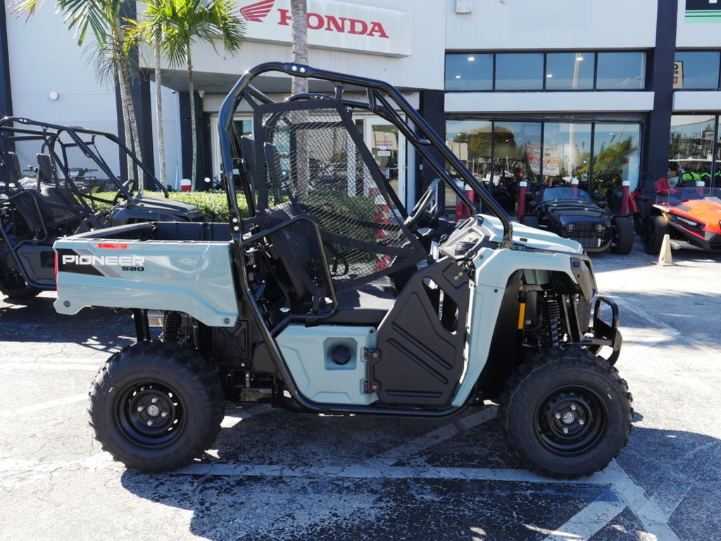 2026 Honda® Pioneer 520 BASE in miami FL