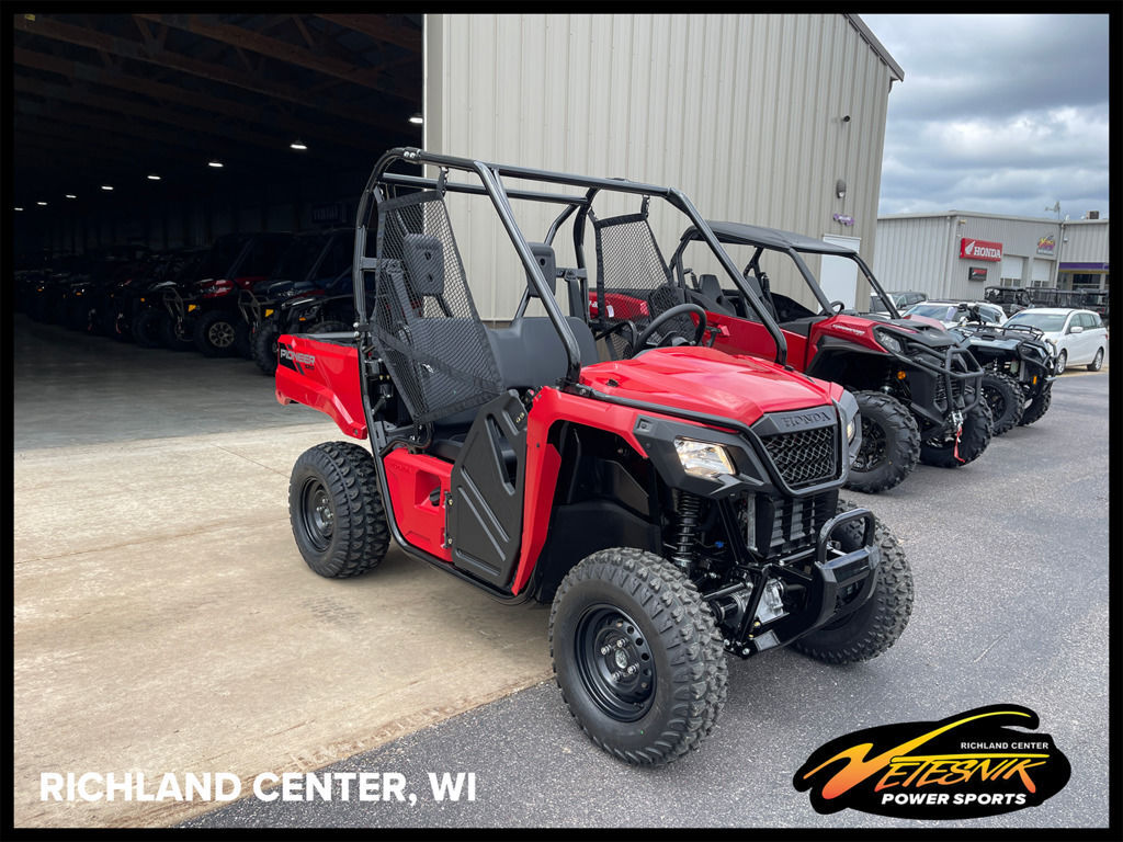 2026 Honda® Pioneer 520 BASE in richland center WI