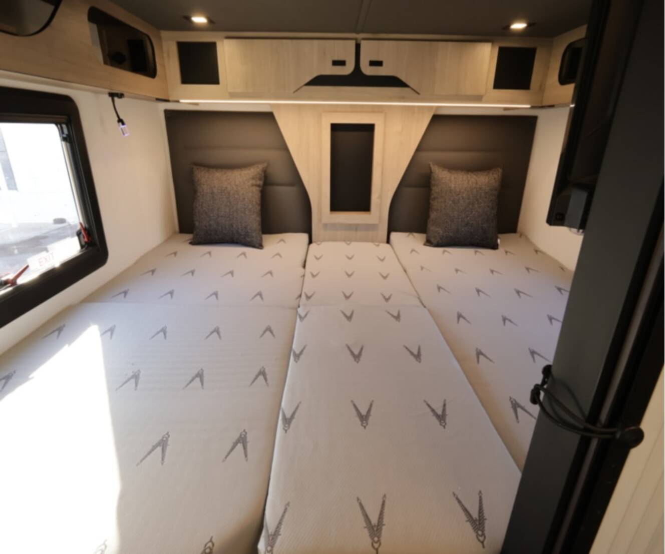 A photo of this 2027 Grand Design LINEAGE SERIES M 25TK-FBP