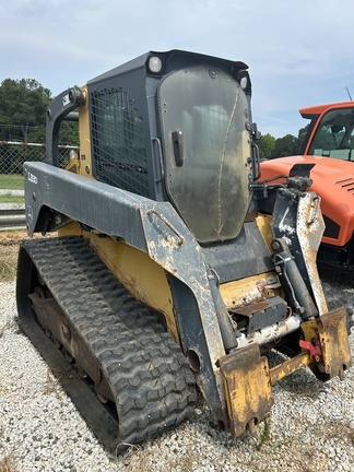 2010 John Deere 333D in Anderson, SC