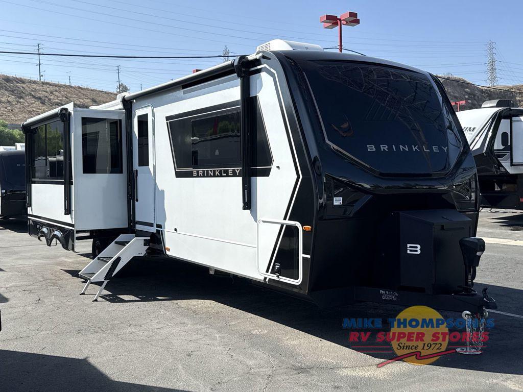 2027 Brinkley Model Z Air 315 in colton CA