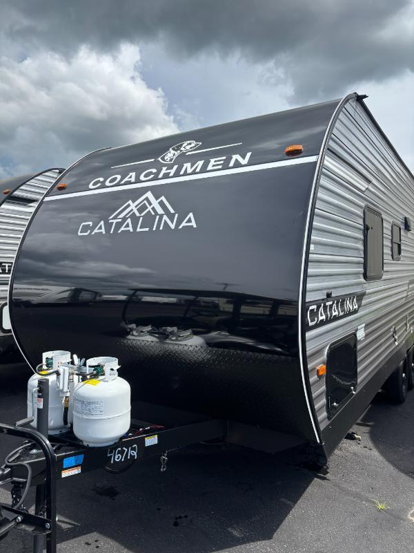 2026 Coachmen Catalina Summit Series 8 211BH in lake mills WI