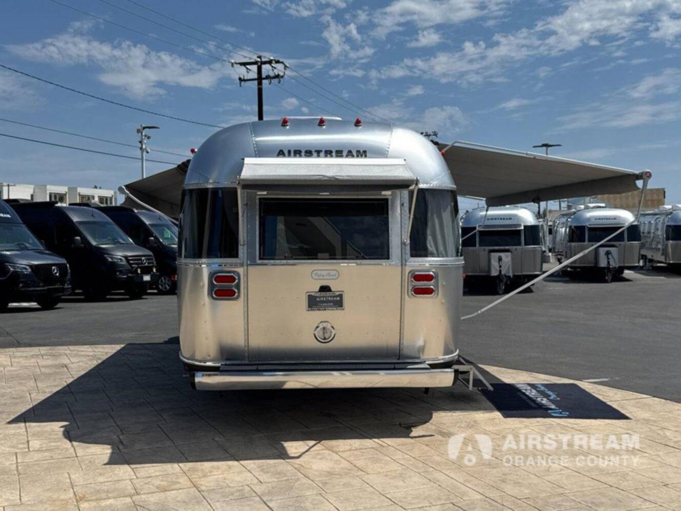 A photo of this 2027 Airstream Flying Cloud 27FB Twin