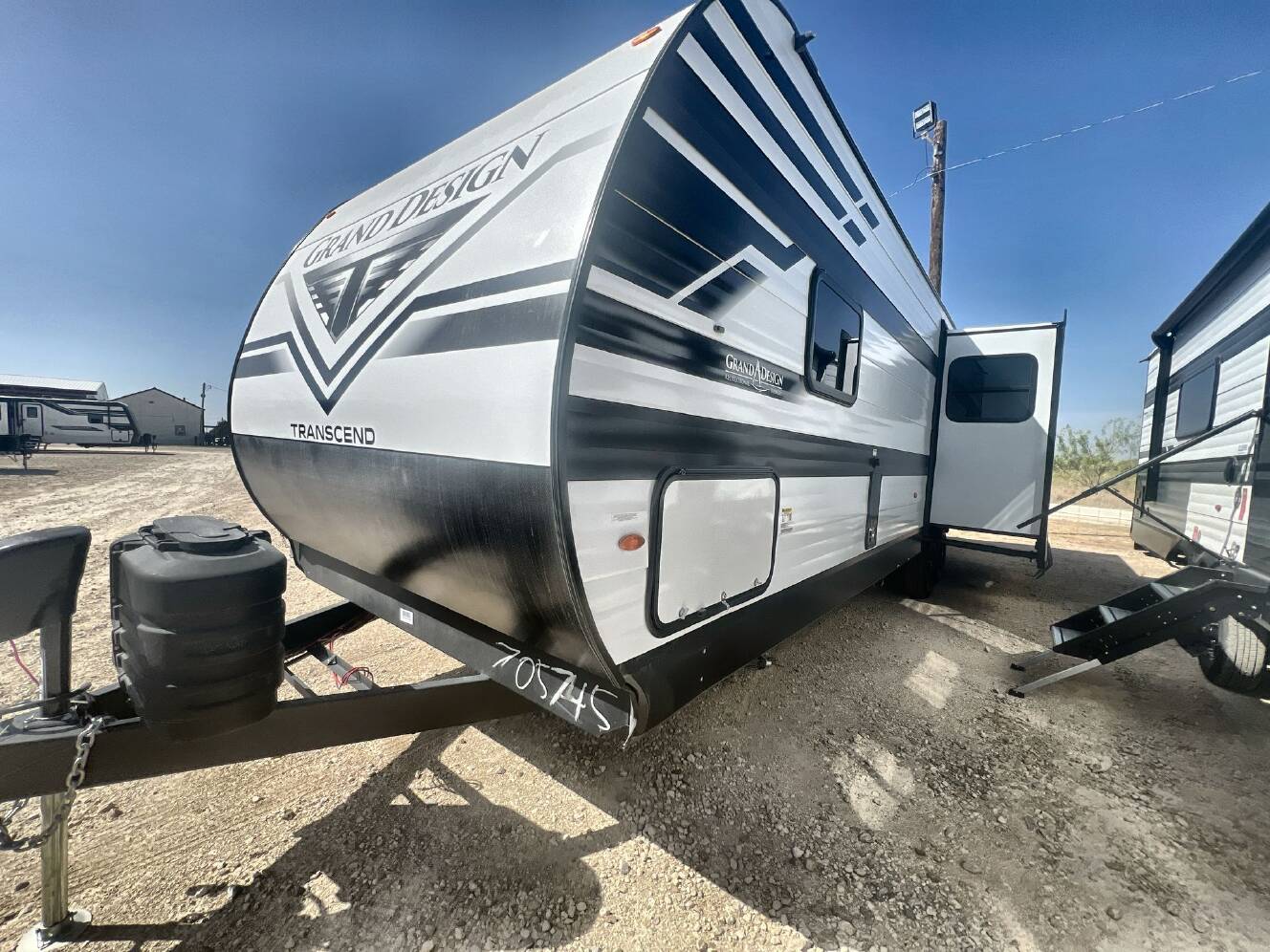 A photo of this 2027 Grand Design Transcend 285RKT