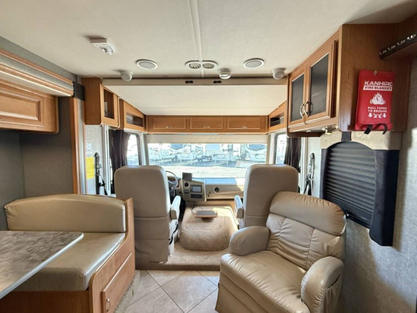 A photo of this 2016 Fleetwood Storm 30L