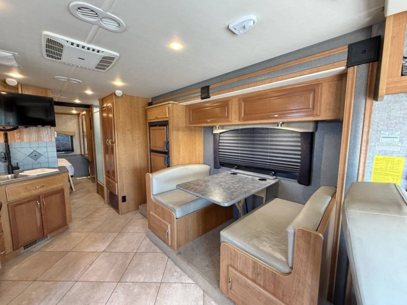 A photo of this 2016 Fleetwood Storm 30L