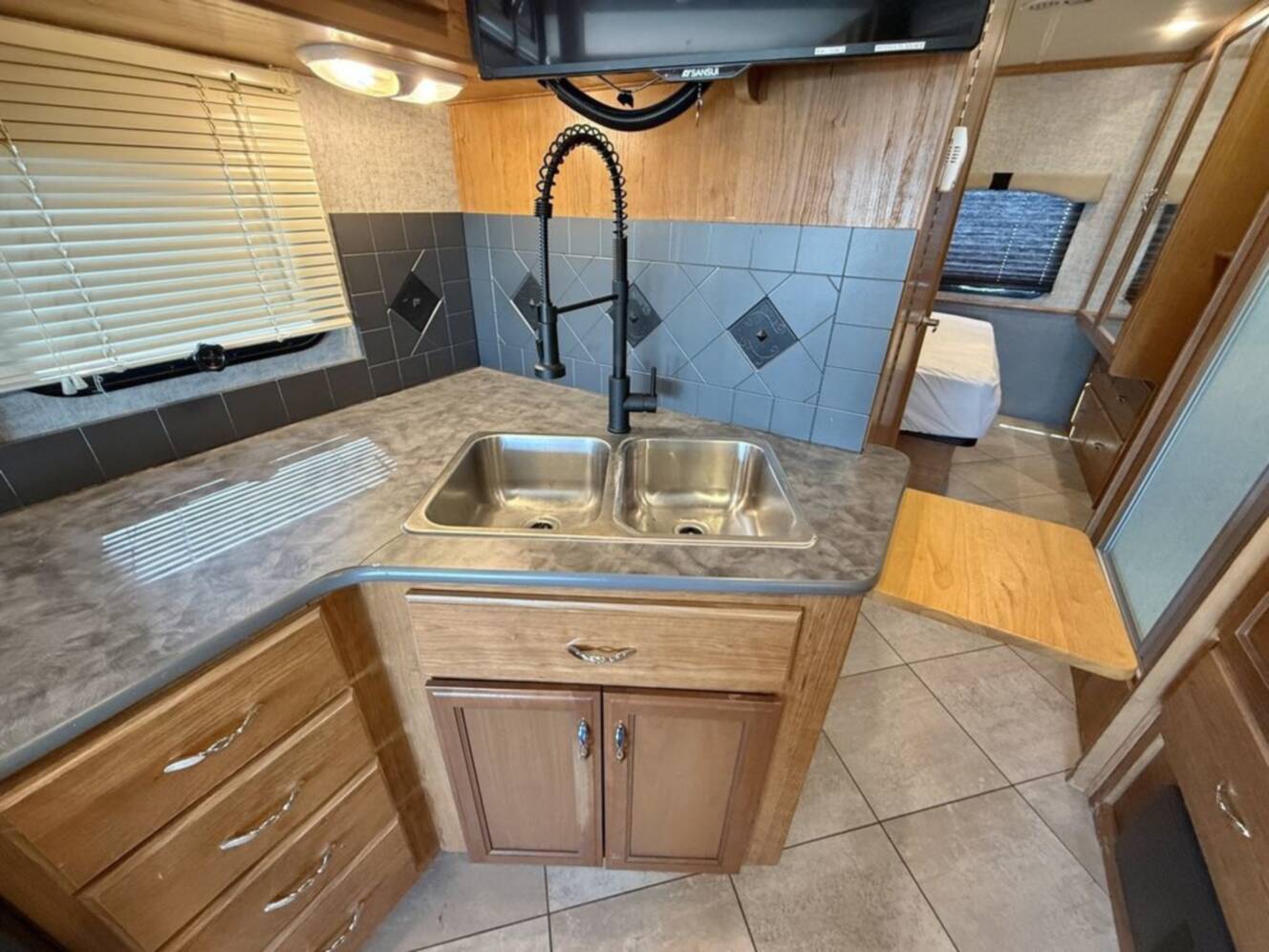 A photo of this 2016 Fleetwood Storm 30L
