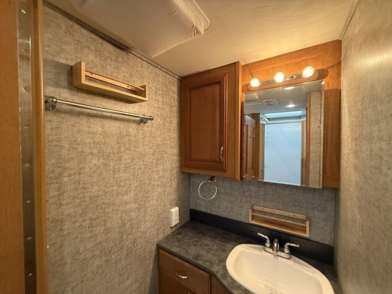 A photo of this 2016 Fleetwood Storm 30L