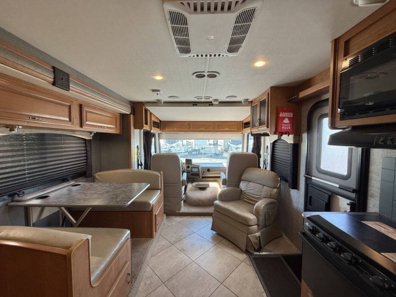 A photo of this 2016 Fleetwood Storm 30L