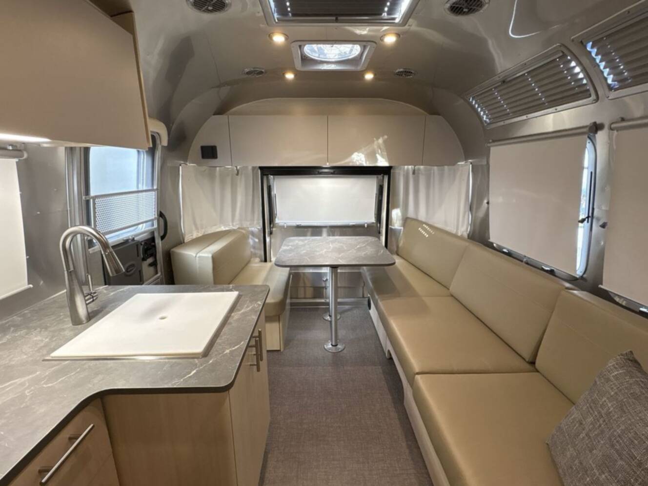 A photo of this 2026 Airstream Flying Cloud 25FB