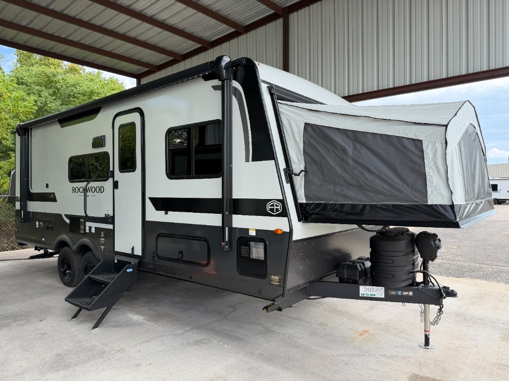 2027 Forest River Rockwood Roo 233S RV