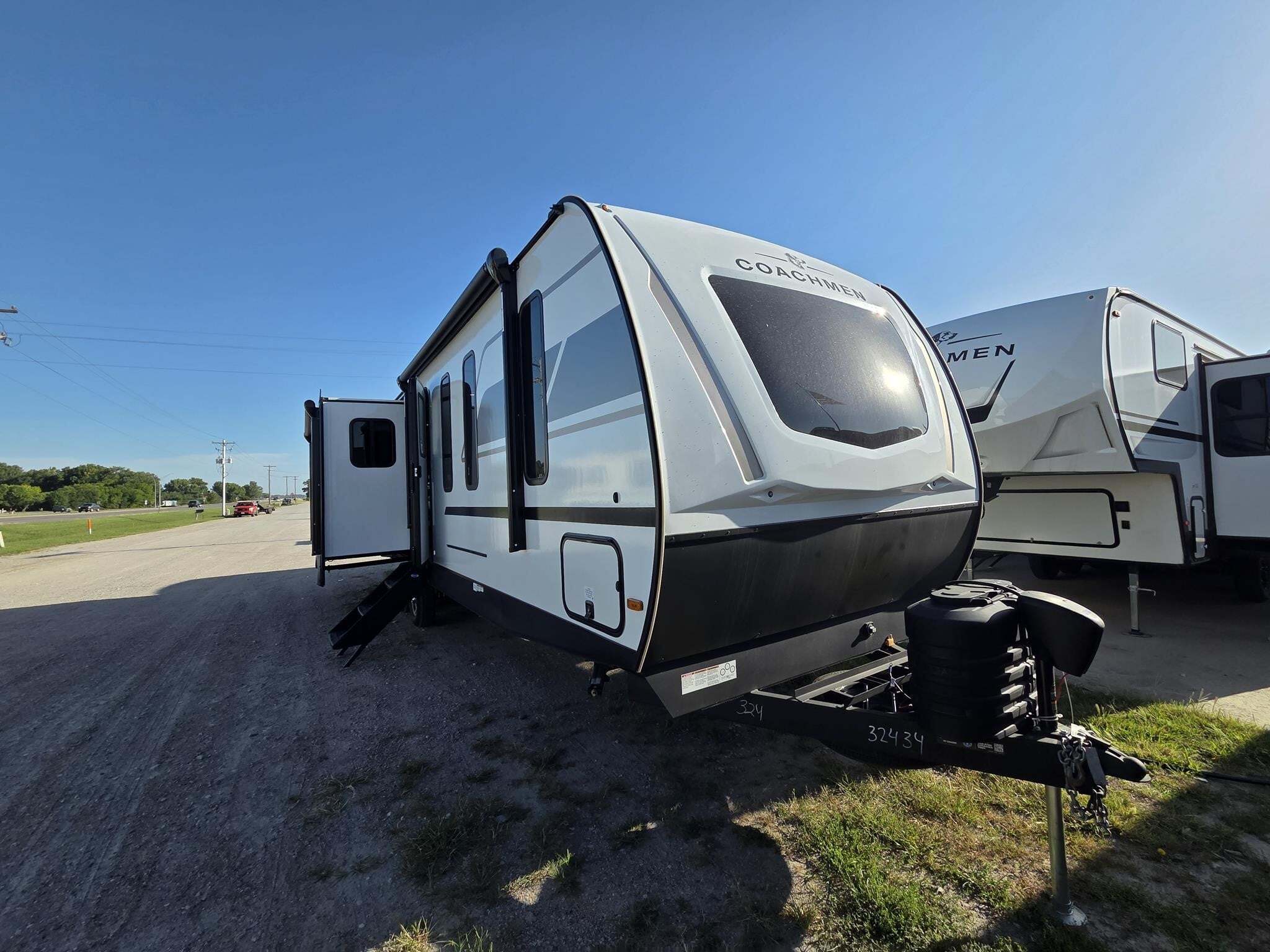 2027 Coachmen FREEDOM EXPRESS ULTRA LITE EDITION 324RLDS in norfolk NE