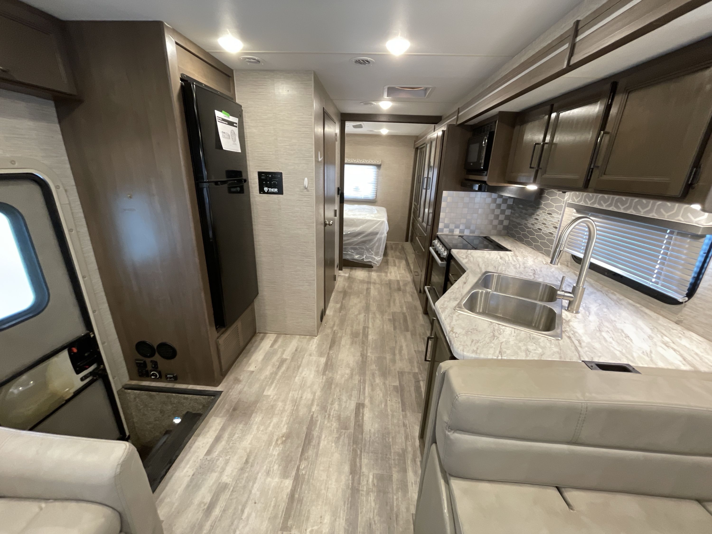 2022 Thor FREEDOM TRAVELER A30 in monticello MN