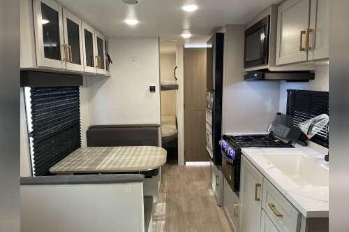 2027 Jayco JAY FLIGHT 260BHW in anderson CA