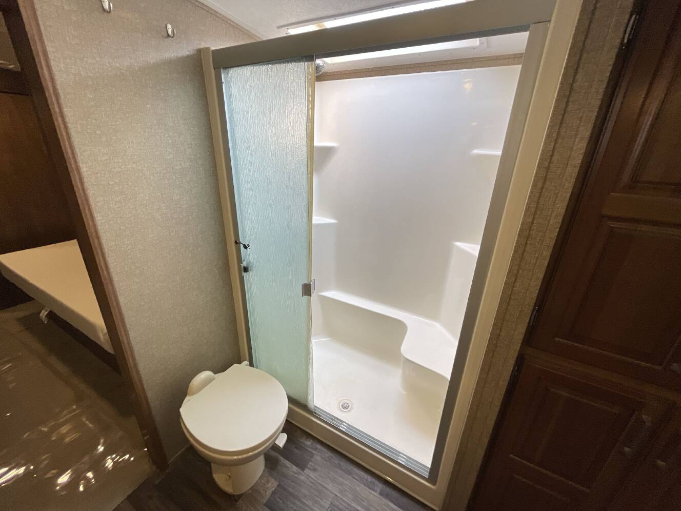 A photo of this 2017 Keystone MONTANA 3911FB