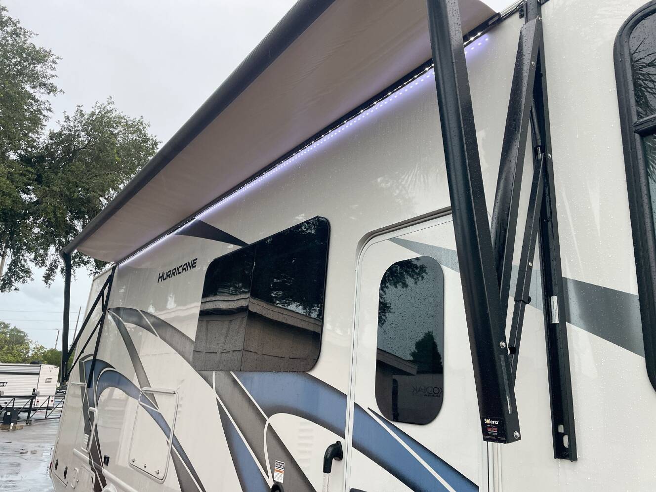A photo of this 2024 Thor HURRICANE 29M