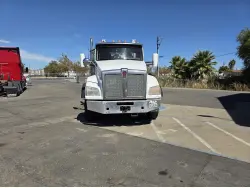 2018 KENWORTH T880