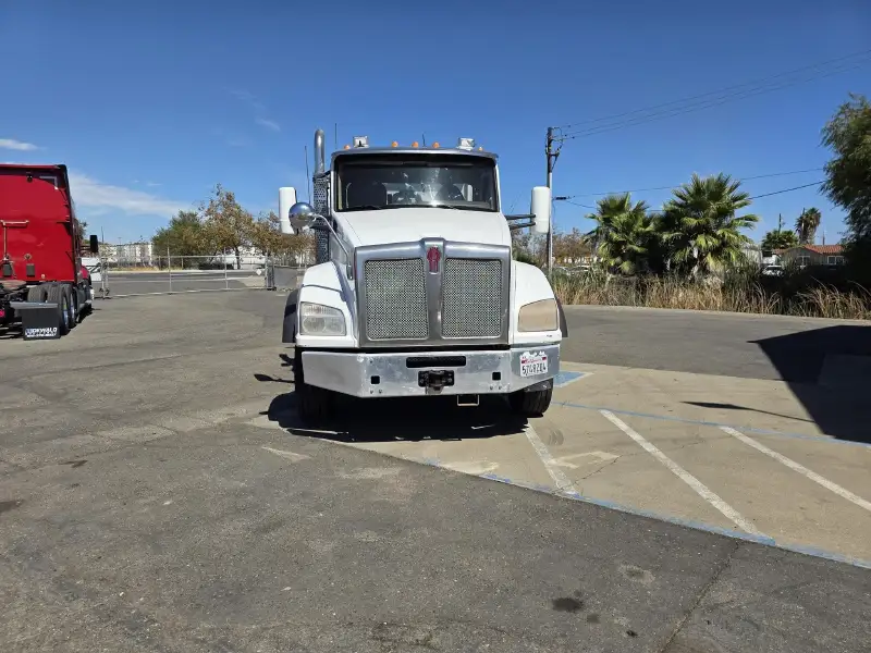 2018 KENWORTH T880