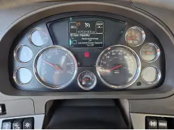 2018 KENWORTH T880