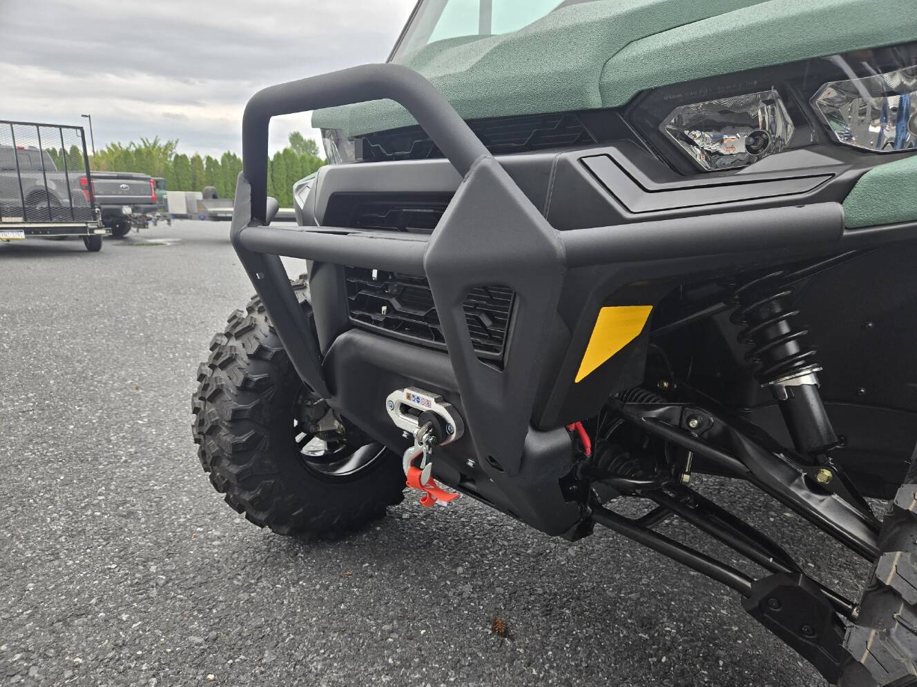 A photo of this 2026 Can-Am Defender DPS CAB HD10