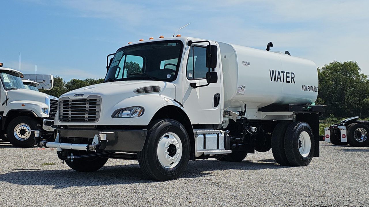 2016 FREIGHTLINER M2106 in Poulsbo, WA