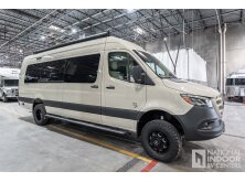 2027 OGV Luxury Coach V-Tour 7RL Review image