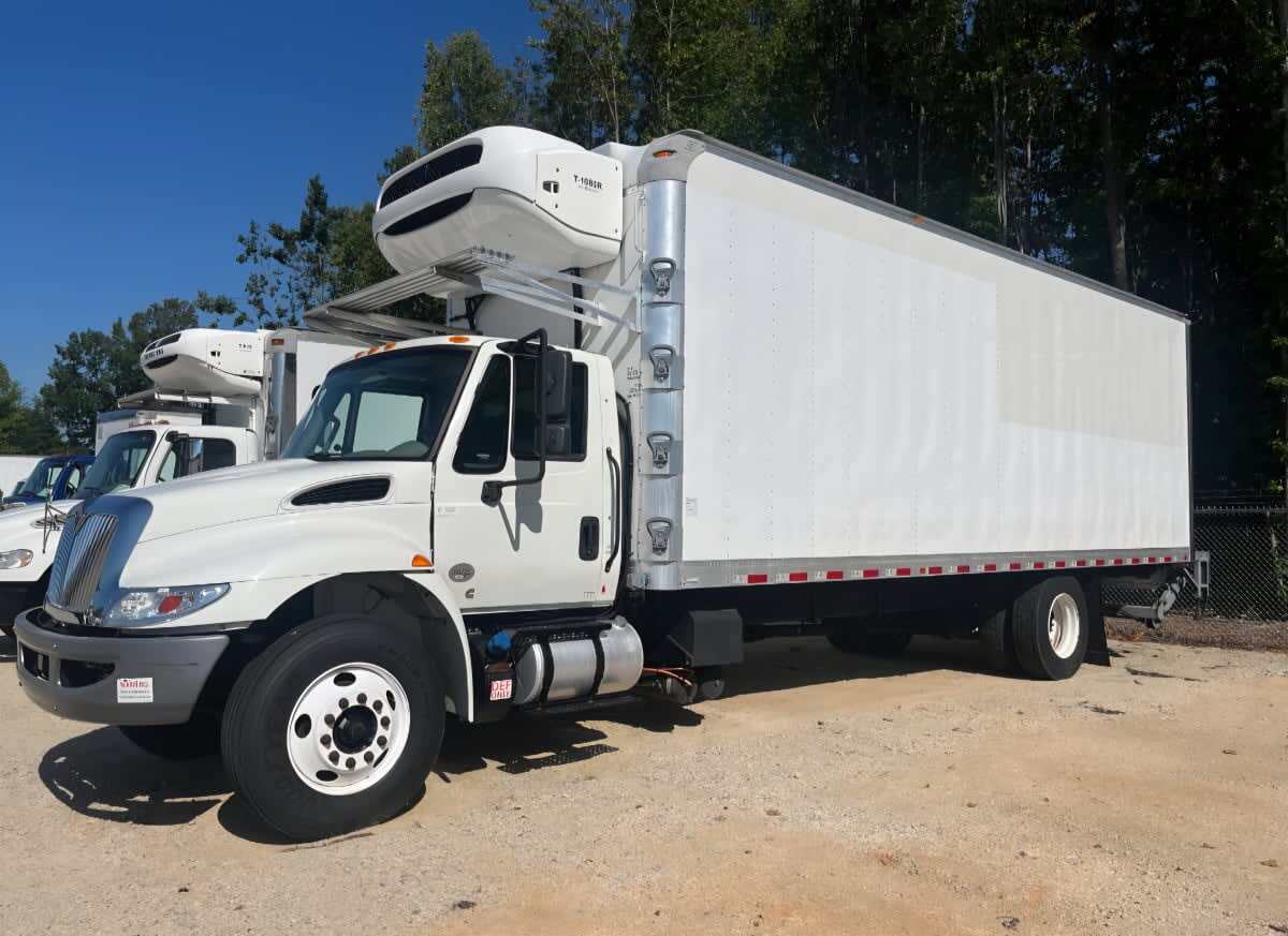 2019 INTERNATIONAL 4300 in Greensboro, NC