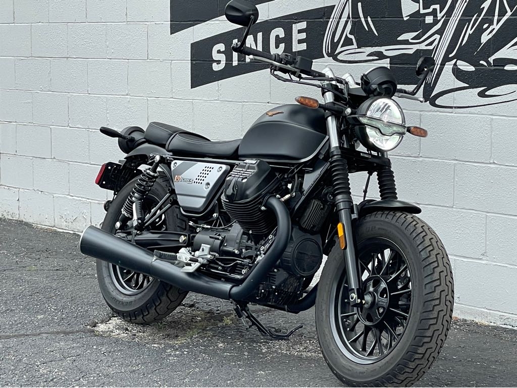 2024 Moto Guzzi V9 BOBBER SPECIAL EDITION Standard motorcycle
