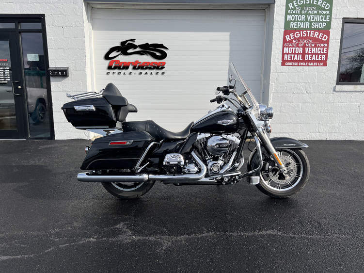 2014 Harley-Davidson Road King FLHR in Rochester, NY