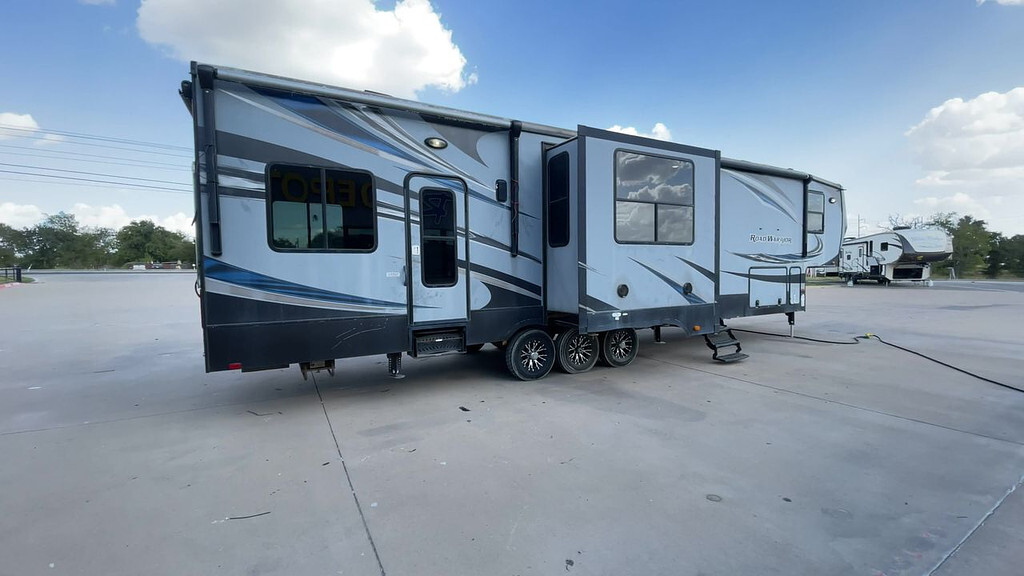 View more photos of this listing