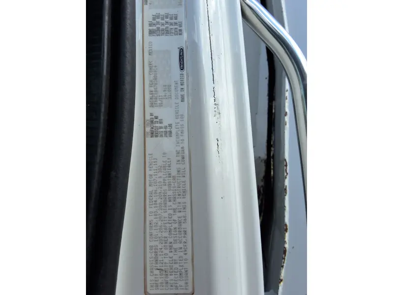 2011 FREIGHTLINER BUSINESS CLASS M2 106