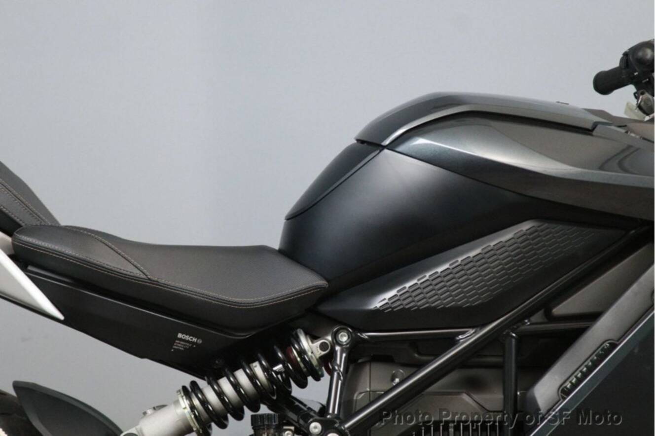 A photo of this 2023 Zero SR/S 17.3