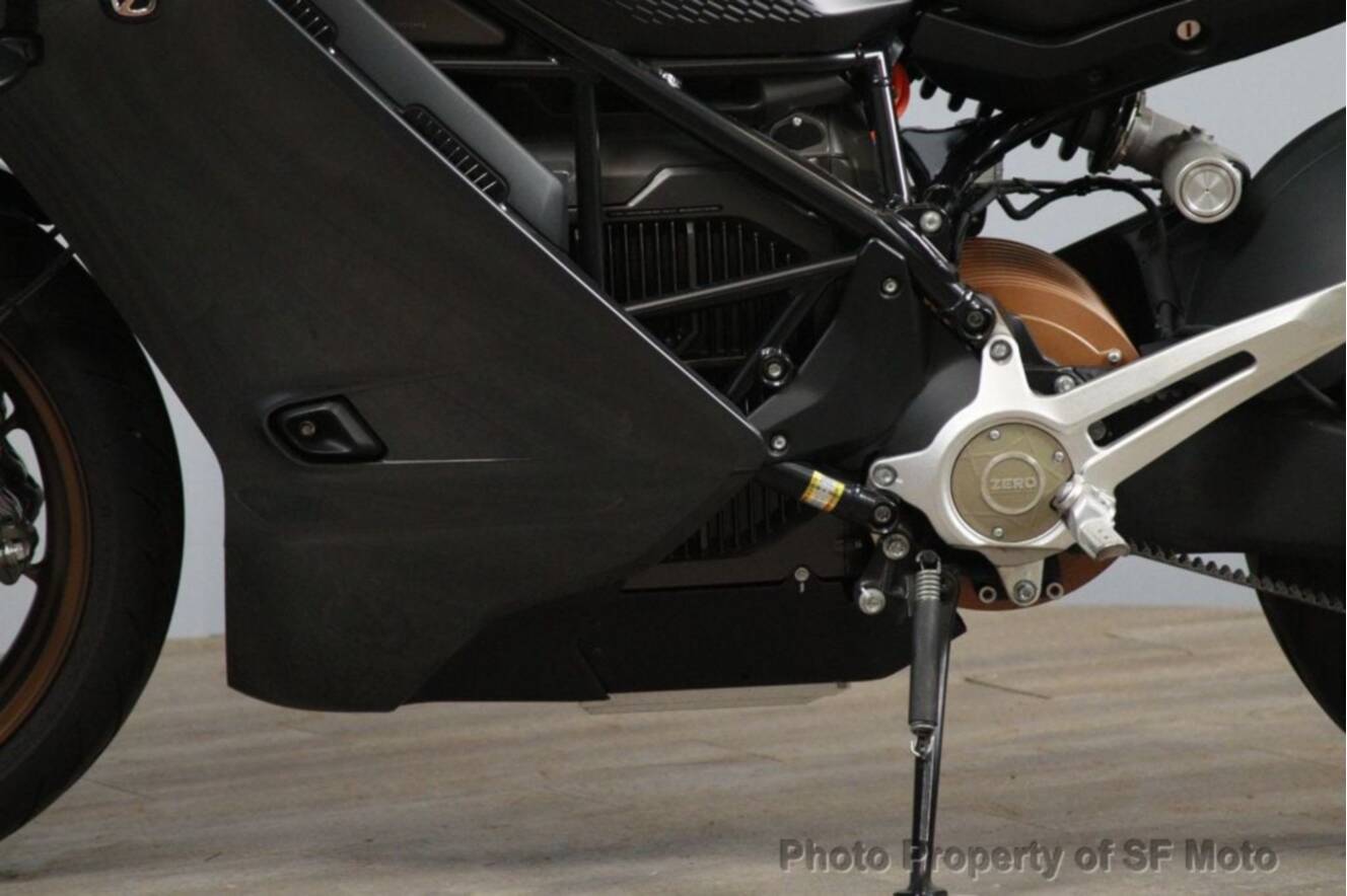 A photo of this 2023 Zero SR/S 17.3