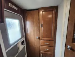 2017 LANCE 1685 TRAVEL TRAILER