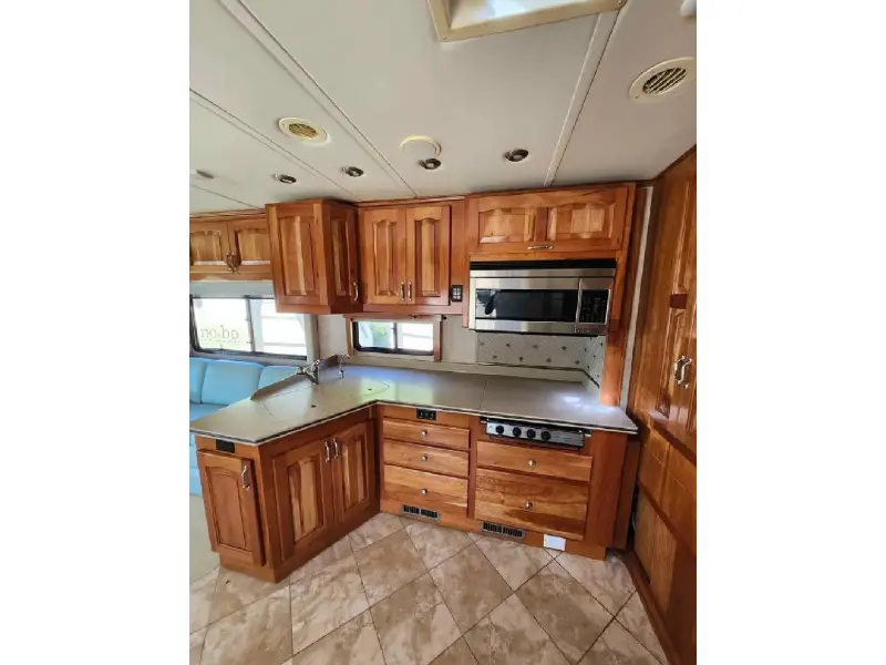 2007 BEAVER CONTESSA 42 VENICE