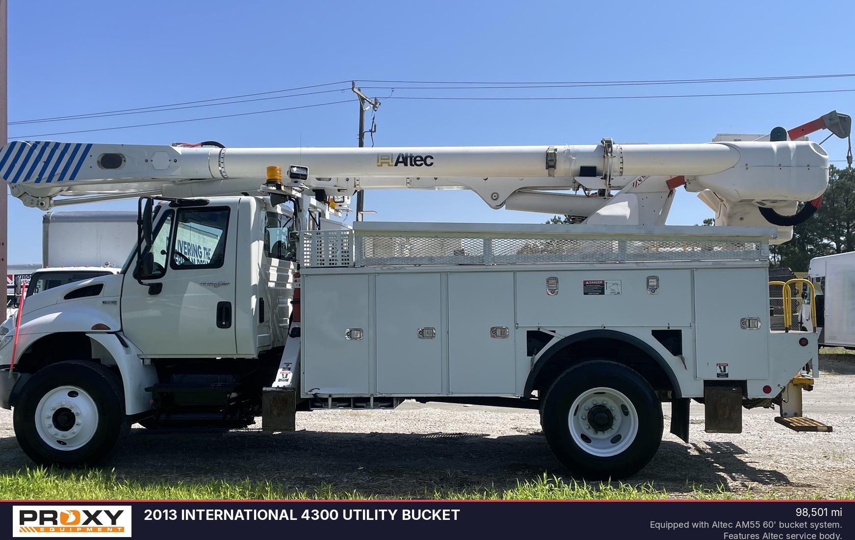 2013 INTERNATIONAL 4300 Utility Bucket in Richmond, VA