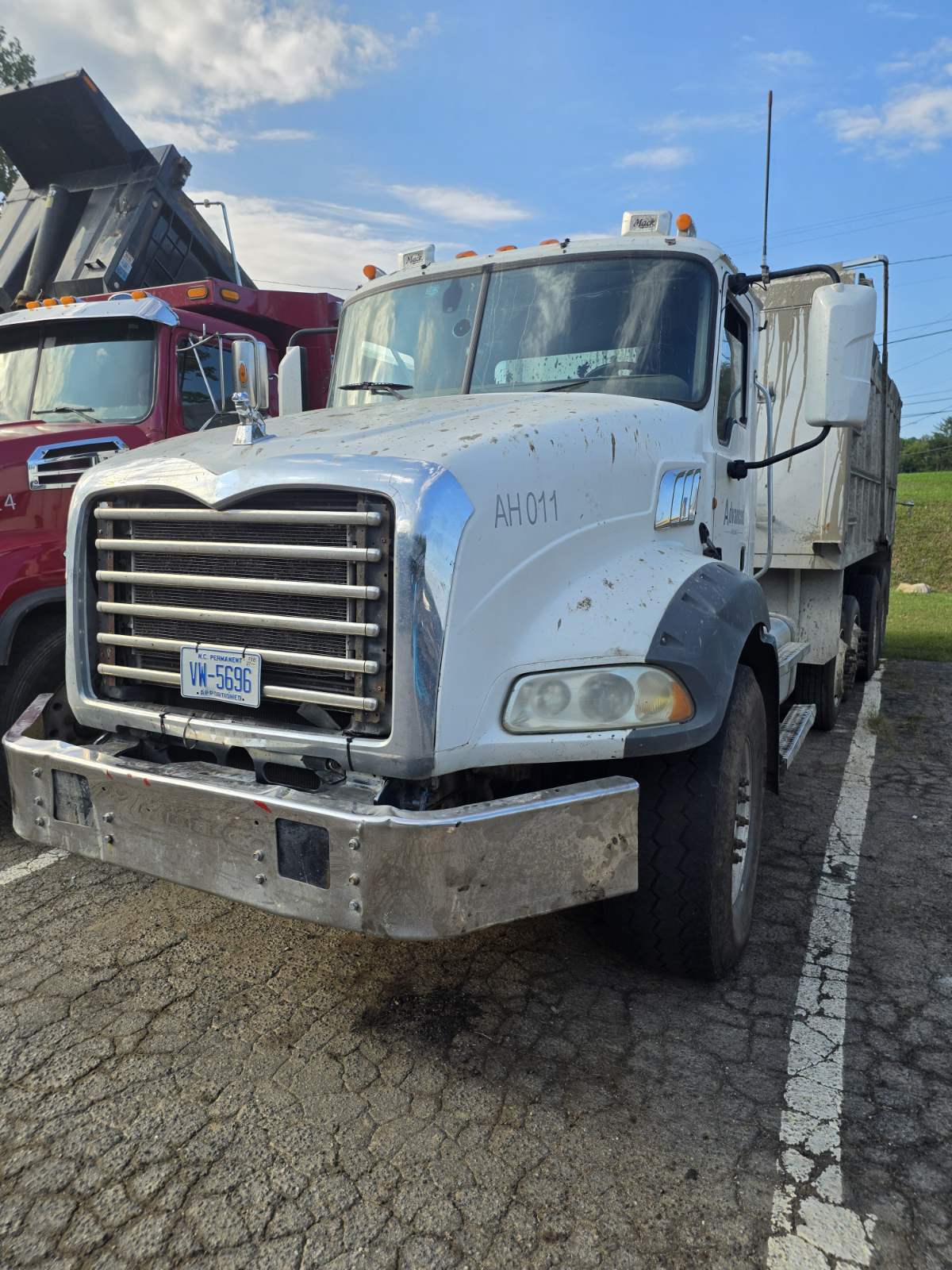 2013 MACK GRANITE GU813 in Candler, NC