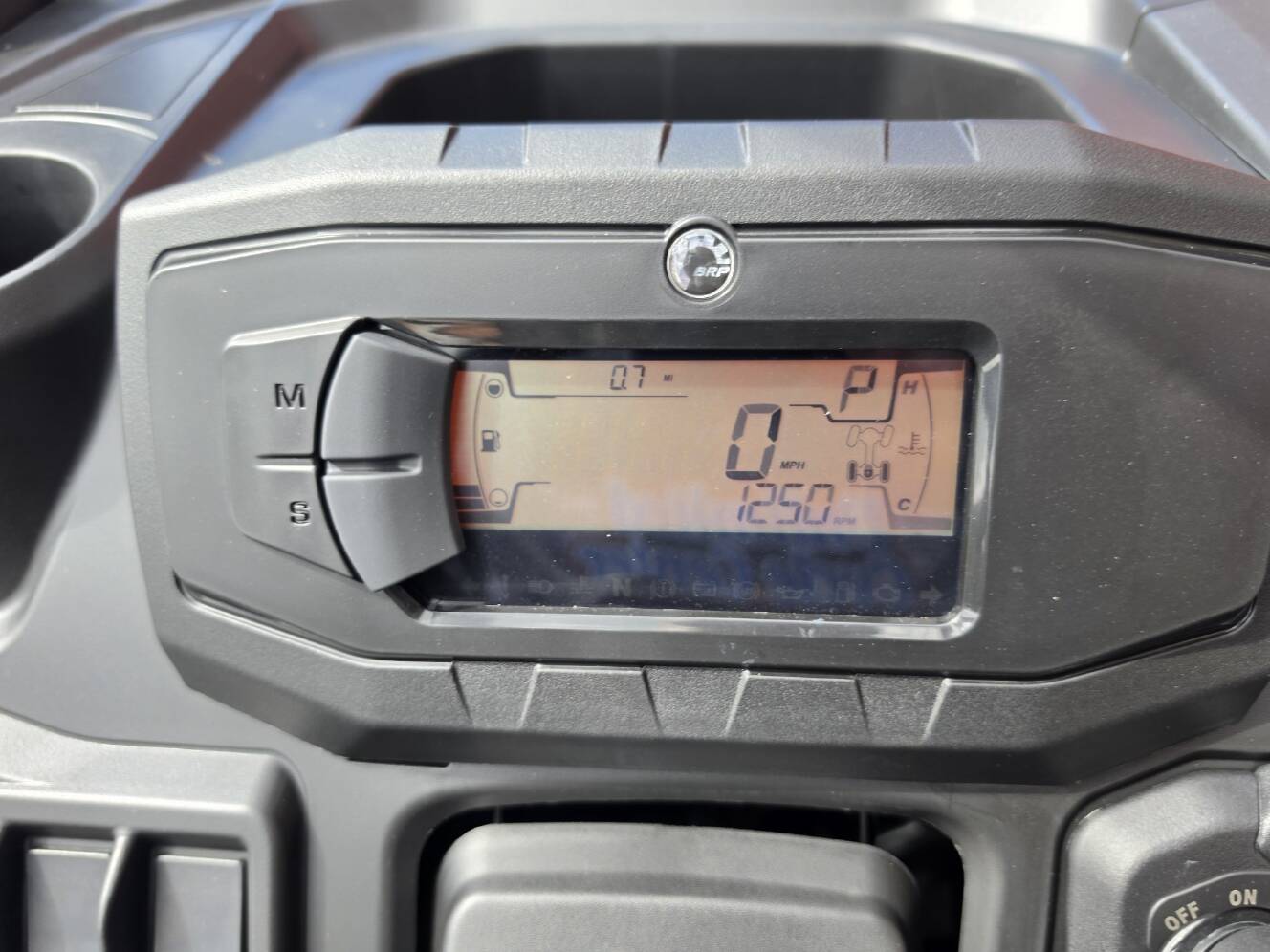 A photo of this 2026 Can-Am Defender DPS HD7