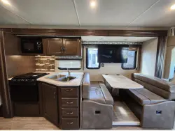 2020 THOR MOTOR COACH FREEDOM TRAVELER A32