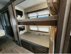 2020 THOR MOTOR COACH FREEDOM TRAVELER A32