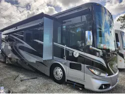 2015 TIFFIN MOTORHOMES PHAETON 40 AH