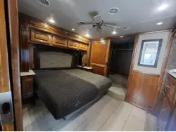 2015 TIFFIN MOTORHOMES PHAETON 40 AH