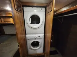 2015 TIFFIN MOTORHOMES PHAETON 40 AH