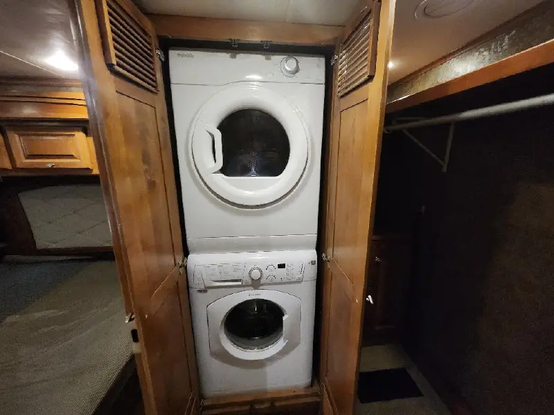 2015 TIFFIN MOTORHOMES PHAETON 40 AH