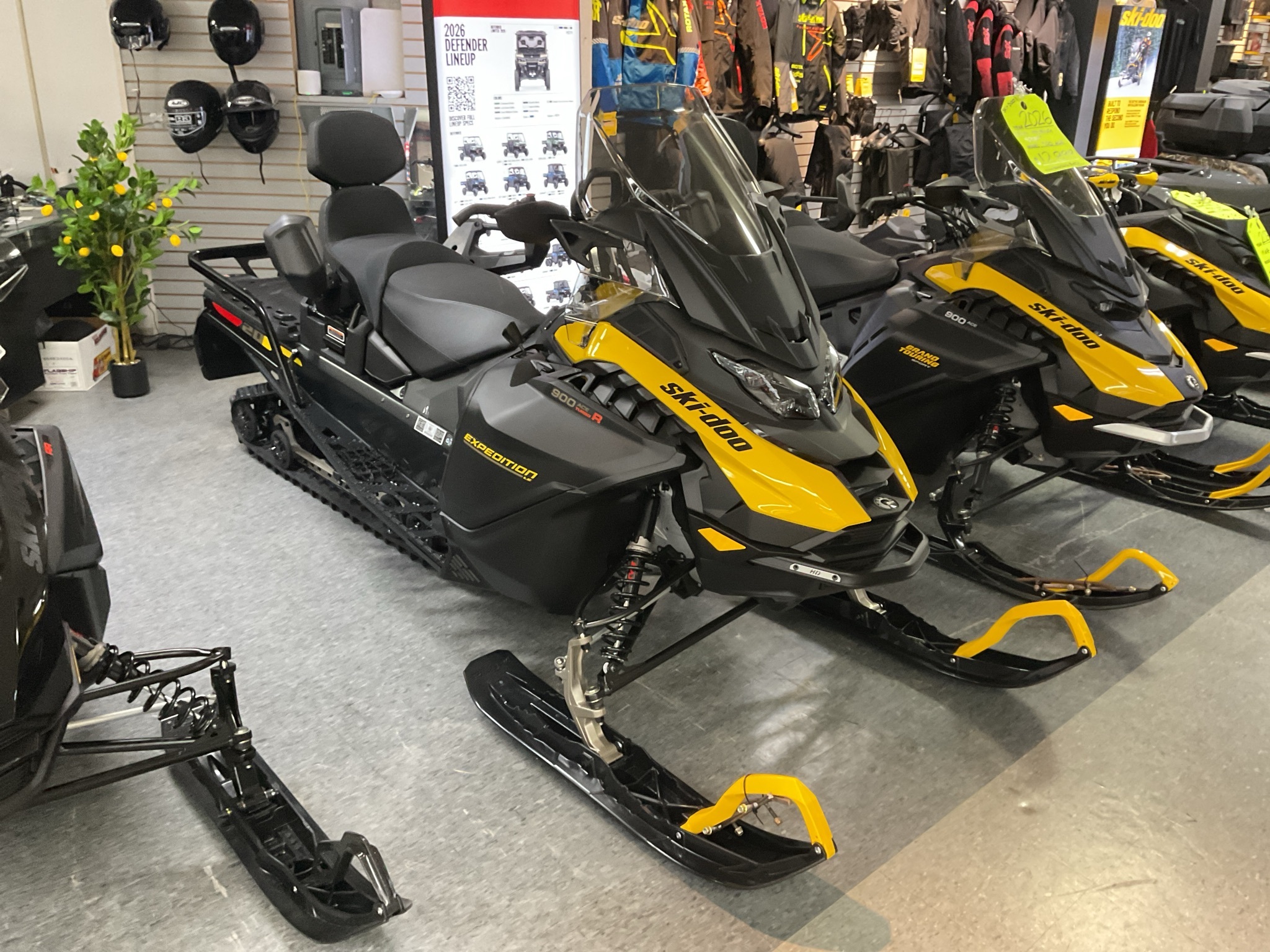 2026 Ski-Doo Expedition LE 900 ACE Turbo R ES Crosscut 1.5 in rutland VT