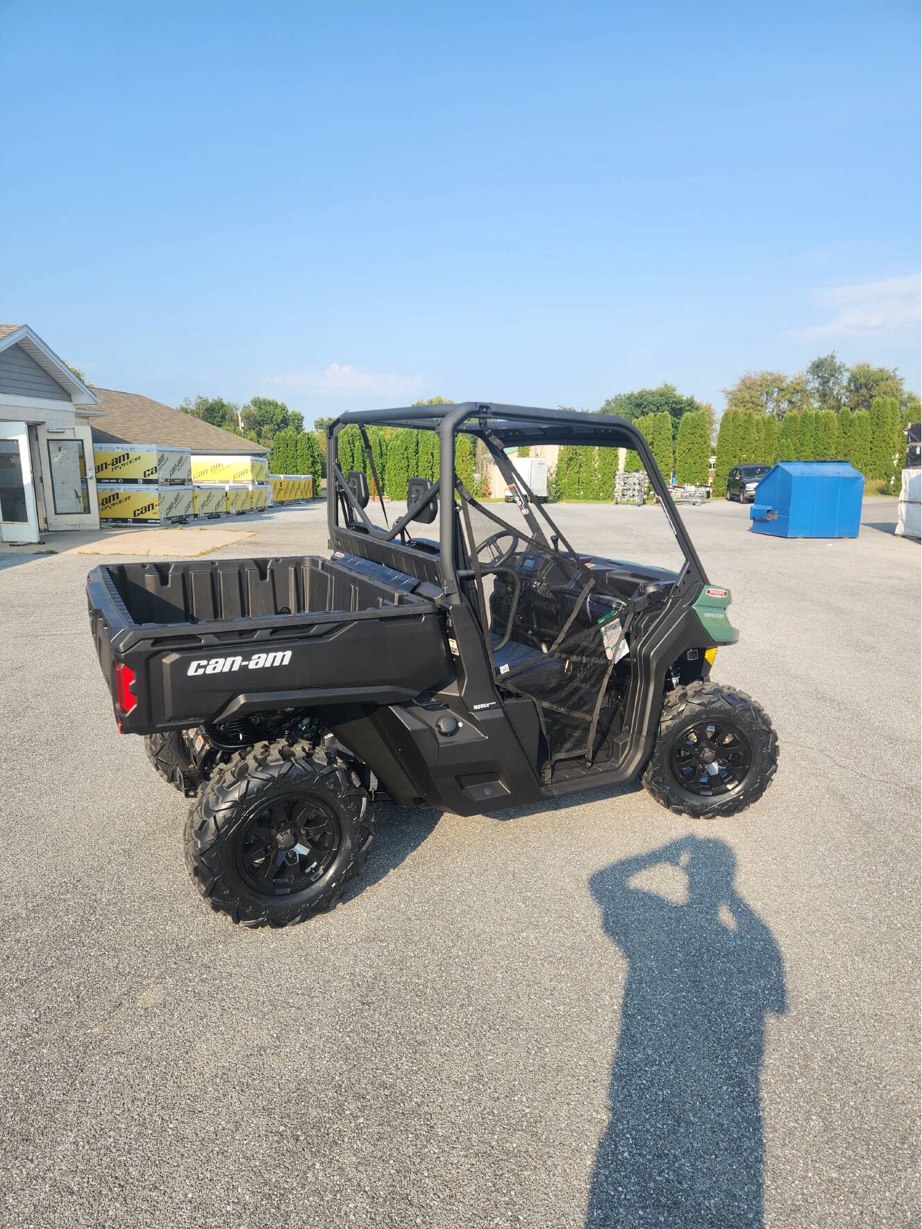 A photo of this 2026 Can-Am Defender DPS HD7