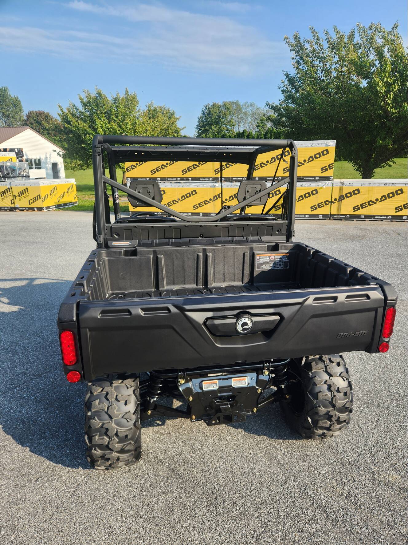 A photo of this 2026 Can-Am Defender DPS HD7